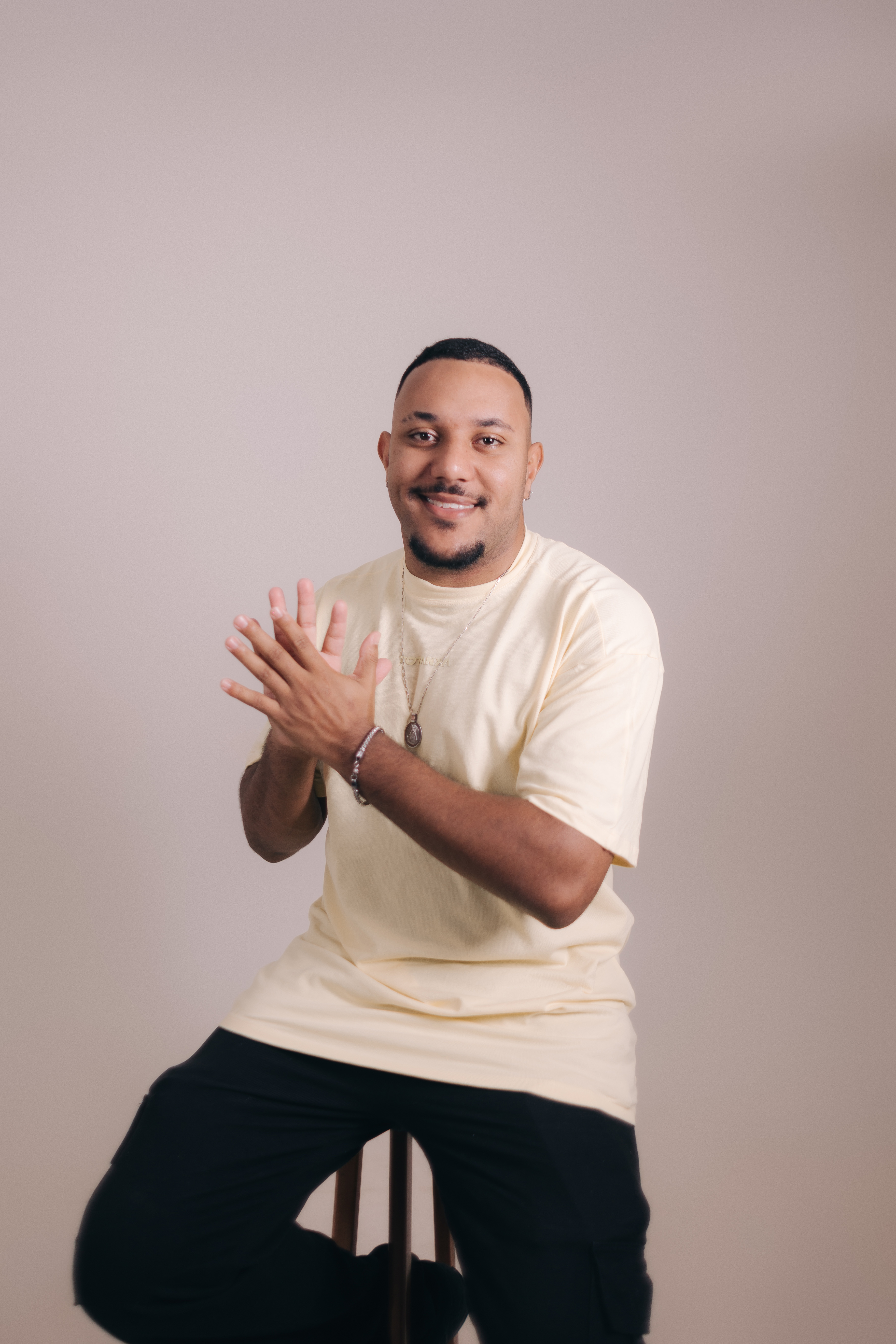 Retrato oficial do cantor Jeff